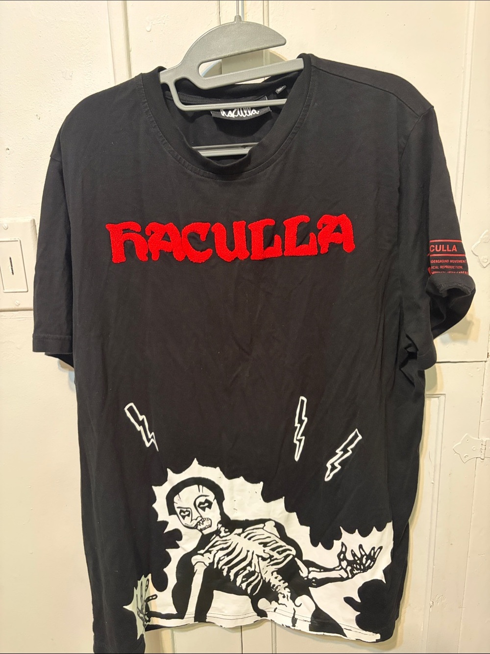 Haculla "Shocked 2 Death" Embroidered Logo Graphic Tee Black XL